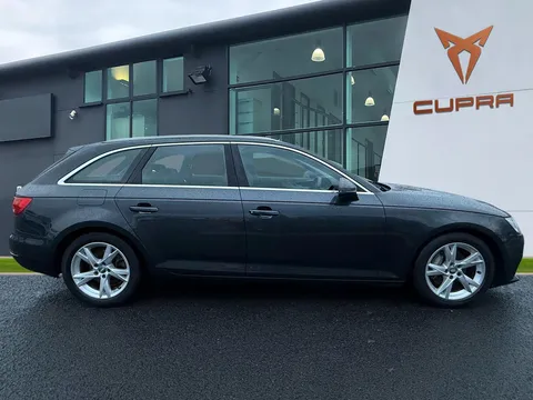 3 of 44 for Audi A4 Avant 2.0 TDI ultra Sport Euro 6 (s/s) 5dr