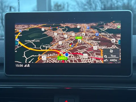 12 of 44 for Audi A4 Avant 2.0 TDI ultra Sport Euro 6 (s/s) 5dr