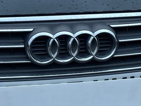 28 of 44 for Audi A4 Avant 2.0 TDI ultra Sport Euro 6 (s/s) 5dr