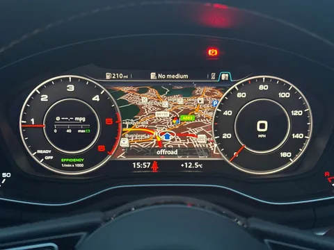 42 of 44 for Audi A4 Avant 2.0 TDI ultra Sport Euro 6 (s/s) 5dr