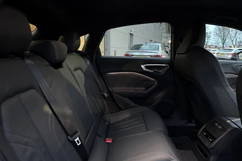 KM25HSJ Audi A5 S line TFSI 204 PS S tronic Thumbnail #38