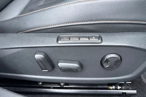 PY22LHP CUPRA Formentor 2.0 TSI VZ3 DSG 4Drive Euro 6 (s/s) 5dr Thumbnail #45