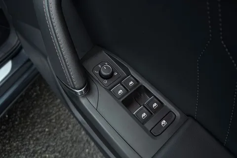 PY22LHP CUPRA Formentor 2.0 TSI VZ3 DSG 4Drive Euro 6 (s/s) 5dr Thumbnail #48