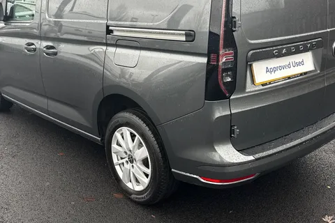 MF25JFN Volkswagen Caddy 2.0 TDI 102PS Commerce Pro Van [Tech Pack] Thumbnail #16