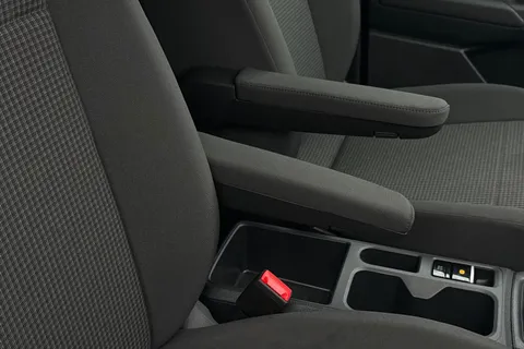 MF25JFN Volkswagen Caddy 2.0 TDI 102PS Commerce Pro Van [Tech Pack] Thumbnail #32