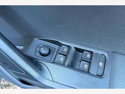 17 of 19 for SEAT Arona 1.0 TSI EVO SE Technology Euro 6 (s/s) 5dr