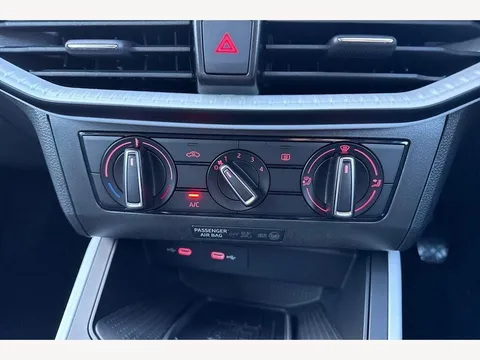 18 of 19 for SEAT Arona 1.0 TSI EVO SE Technology Euro 6 (s/s) 5dr