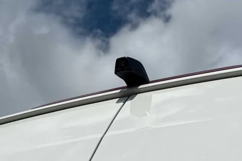 29 of 59 for Volkswagen Crafter CR30 Commerce MWB 140 PS FWD - MY25/Bus Pack/Rear Camera/Step