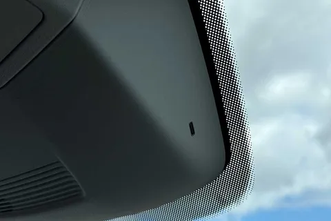 44 of 59 for Volkswagen Crafter CR30 Commerce MWB 140 PS FWD - MY25/Bus Pack/Rear Camera/Step