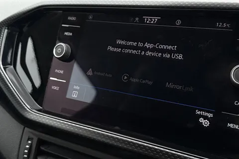 29 of 49 for Volkswagen T-Cross 1.0 TSI SE Euro 6 (s/s) 5dr