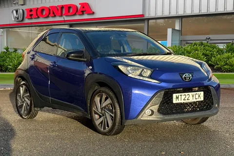 MT22YCK Toyota Aygo X 1.0 VVT-i Edge 5dr Thumbnail #2