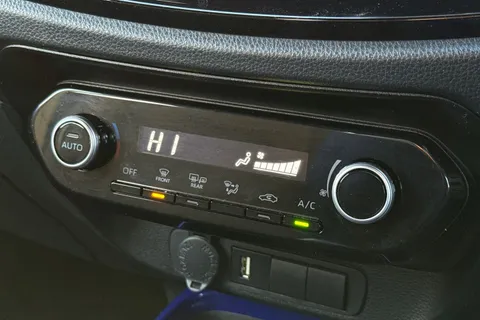 MT22YCK Toyota Aygo X 1.0 VVT-i Edge 5dr Thumbnail #22