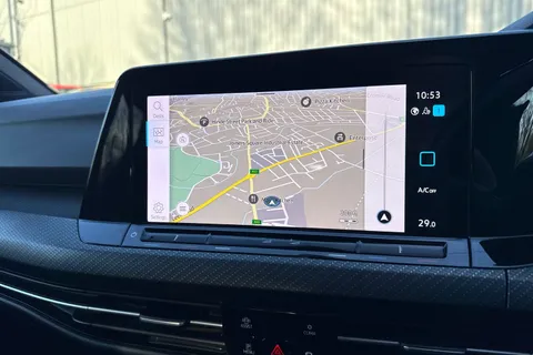 RE70NSJ Volkswagen Golf 1.5 eTSI MHEV R-Line DSG Euro 6 (s/s) 5dr Thumbnail #13