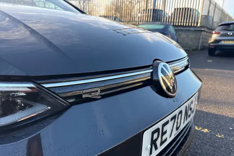 RE70NSJ Volkswagen Golf 1.5 eTSI MHEV R-Line DSG Euro 6 (s/s) 5dr Thumbnail #30