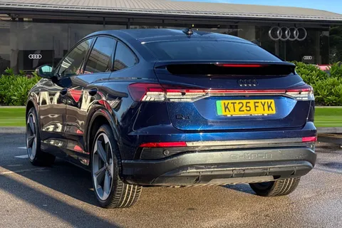 KT25FYK Audi Q4 e-tron Q4 Sportback Black Edition 45 e-tron  210,00 kW Thumbnail #3
