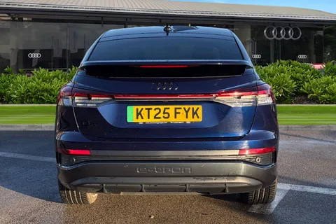 KT25FYK Audi Q4 e-tron Q4 Sportback Black Edition 45 e-tron  210,00 kW Thumbnail #5