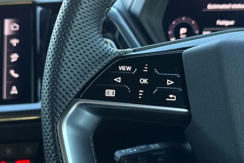 KT25FYK Audi Q4 e-tron Q4 Sportback Black Edition 45 e-tron  210,00 kW Thumbnail #37