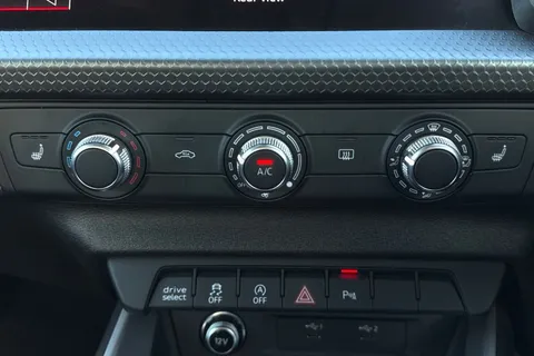 PJ23VBL Audi A1 Sport 30 TFSI  110 PS 6-speed Thumbnail #19