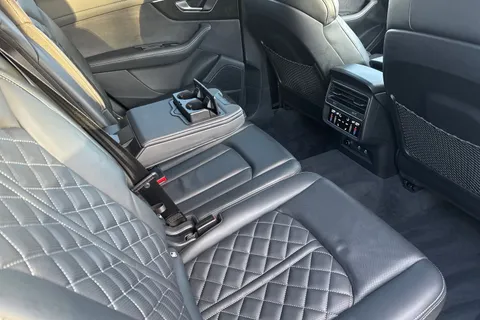 41 of 66 for Audi Q7 Vorsprung 55 TFSI quattro 340 PS tiptronic