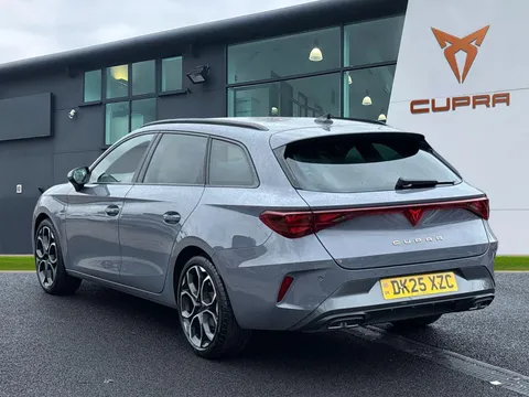 DK25XZC CUPRA Leon 1.5 eTSI 150 V1 5dr DSG Thumbnail #2