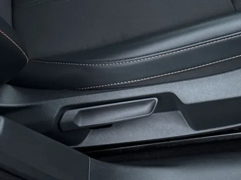 DK25XZC CUPRA Leon 1.5 eTSI 150 V1 5dr DSG Thumbnail #34