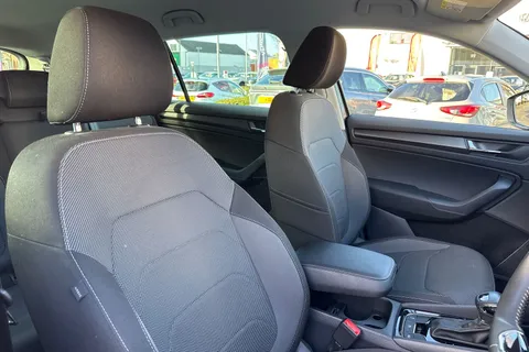 VK70VJN Škoda Kodiaq 1.5 TSI ACT SE DSG Euro 6 (s/s) 5dr (7 Seat) Thumbnail #22