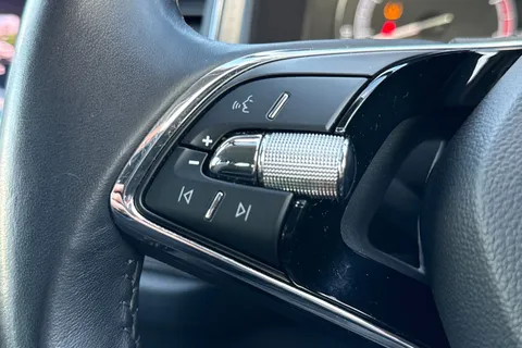 VK70VJN Škoda Kodiaq 1.5 TSI ACT SE DSG Euro 6 (s/s) 5dr (7 Seat) Thumbnail #38