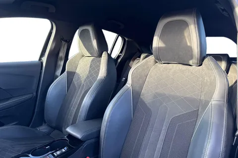 15 of 66 for PEUGEOT e-208 50kWh GT Premium Auto 5dr