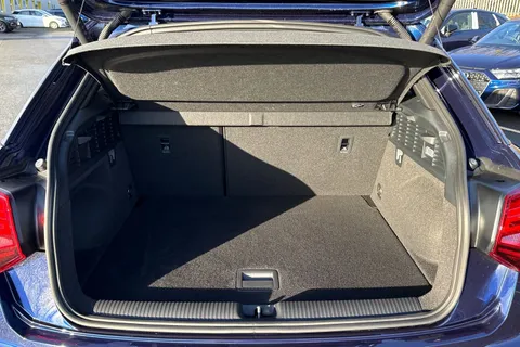 KT74CLZ Audi Q2 Black Edition 35 TFSI  150 PS S tronic Thumbnail #8