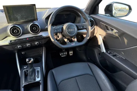 KT74CLZ Audi Q2 Black Edition 35 TFSI  150 PS S tronic Thumbnail #19