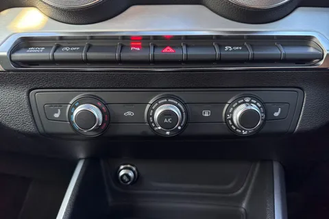 KT74CLZ Audi Q2 Black Edition 35 TFSI  150 PS S tronic Thumbnail #23