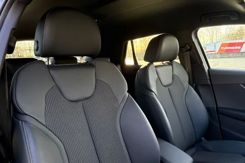 KT74CLZ Audi Q2 Black Edition 35 TFSI  150 PS S tronic Thumbnail #25