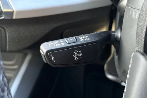 KT74CLZ Audi Q2 Black Edition 35 TFSI  150 PS S tronic Thumbnail #55