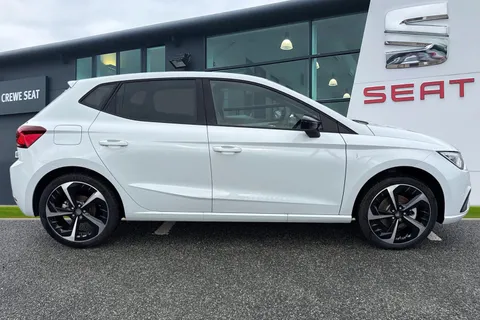 KS75TOV SEAT Ibiza 1.0 TSI FR Sport DSG Euro 6 (s/s) 5dr Thumbnail #3
