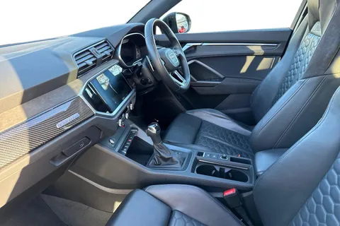 15 of 62 for Audi RS Q3 Vorsprung 400 PS S tronic