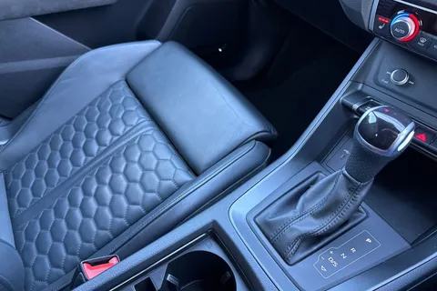 20 of 62 for Audi RS Q3 Vorsprung 400 PS S tronic