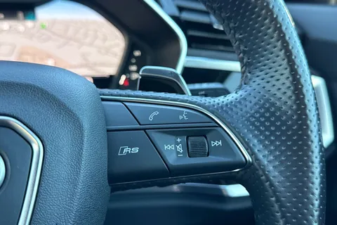 28 of 62 for Audi RS Q3 Vorsprung 400 PS S tronic