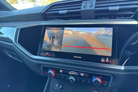 35 of 62 for Audi RS Q3 Vorsprung 400 PS S tronic