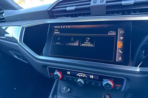 42 of 62 for Audi RS Q3 Vorsprung 400 PS S tronic