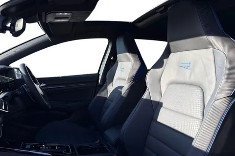 CX75SXK Volkswagen Golf 2.0 TSI 333 R Black Edition 4M ⭐ Leather, sunroof, DCC, Head Up, 'Akrapovic Thumbnail #11