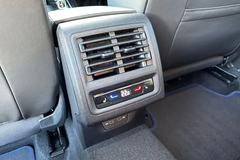 CX75SXK Volkswagen Golf 2.0 TSI 333 R Black Edition 4M ⭐ Leather, sunroof, DCC, Head Up, 'Akrapovic Thumbnail #36