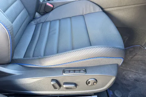 CX75SXK Volkswagen Golf 2.0 TSI 333 R Black Edition 4M ⭐ Leather, sunroof, DCC, Head Up, 'Akrapovic Thumbnail #39