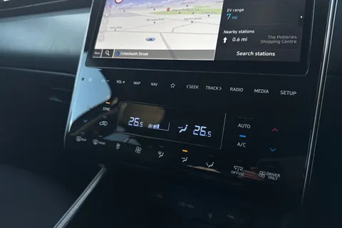 DS71MRV Hyundai Tucson 1.6 h T-GDi 13.8kWh Premium Auto 4WD Euro 6 (s/s) 5dr Thumbnail #20