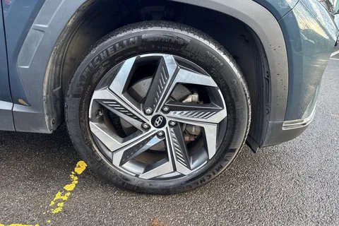 DS71MRV Hyundai Tucson 1.6 h T-GDi 13.8kWh Premium Auto 4WD Euro 6 (s/s) 5dr Thumbnail #23