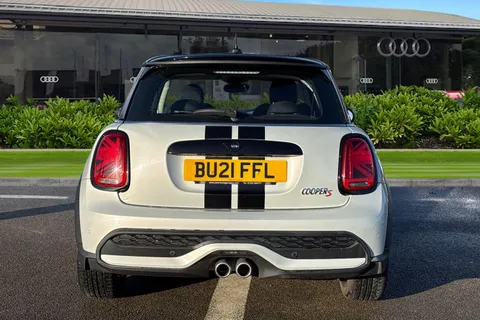 BU21FFL Mini Hatch 2.0 Cooper S Classic Euro 6 (s/s) 3dr Thumbnail #5