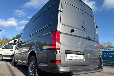 DF75UAJ Volkswagen Crafter CR35 Commerce Plus MWB 140 PS FWD DSG  - MY25/Camera/Step/LED's Thumbnail #8