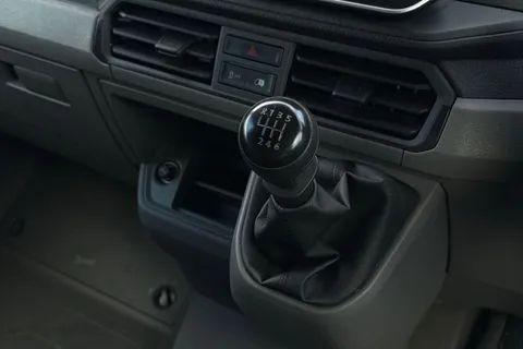 22 of 55 for VOLKSWAGEN CRAFTER 2.0 TDI 140PS Commerce High Roof Van