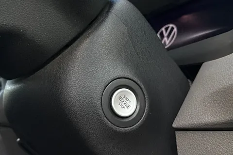 35 of 55 for VOLKSWAGEN CRAFTER 2.0 TDI 140PS Commerce High Roof Van