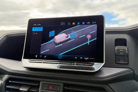 51 of 55 for VOLKSWAGEN CRAFTER 2.0 TDI 140PS Commerce High Roof Van