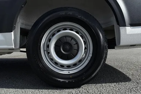 DF75WRO Volkswagen Crafter 2.0 TDI 140PS Commerce High Roof Van Thumbnail #12